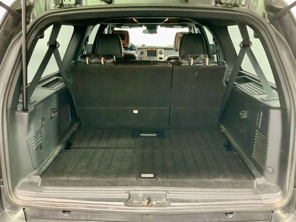 Used 2016 Ford Expedition EL Platinum image 30