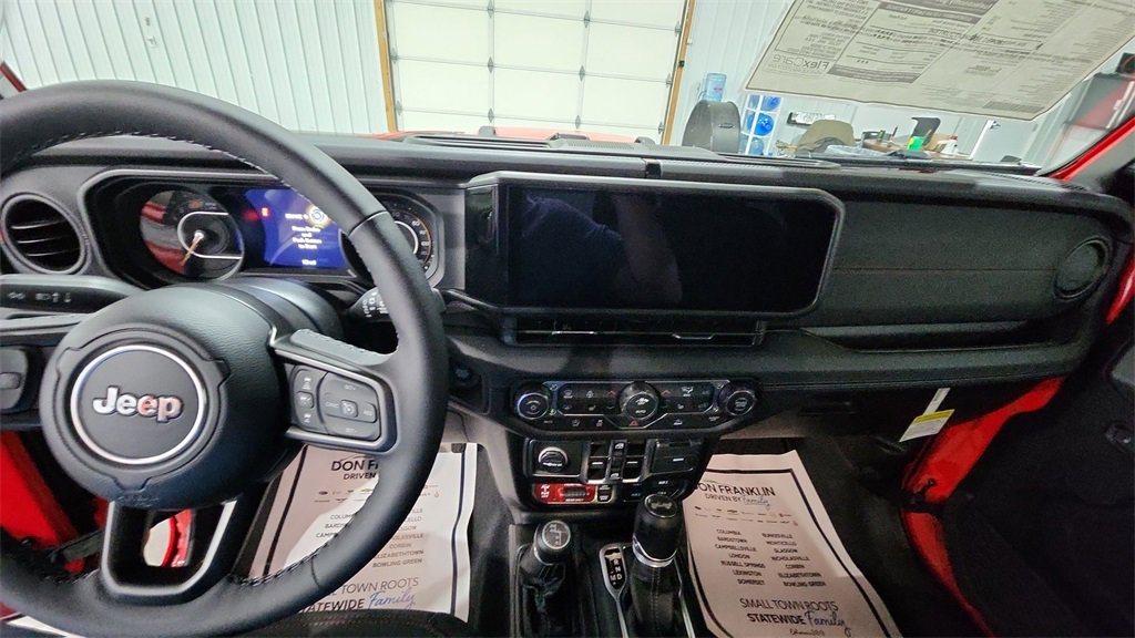 New 2026 Jeep Wrangler Unlimited Rubicon w/ Xtreme 35 Tire Package image 10