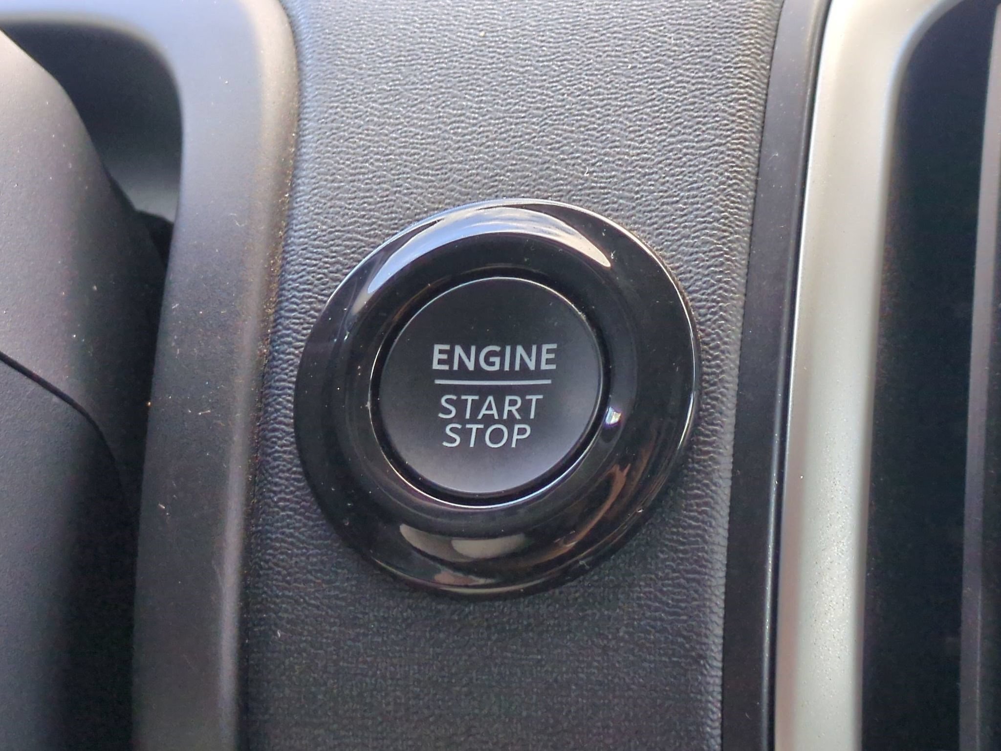 Certified 2025 Ford Expedition Active AWD/4WD image 23