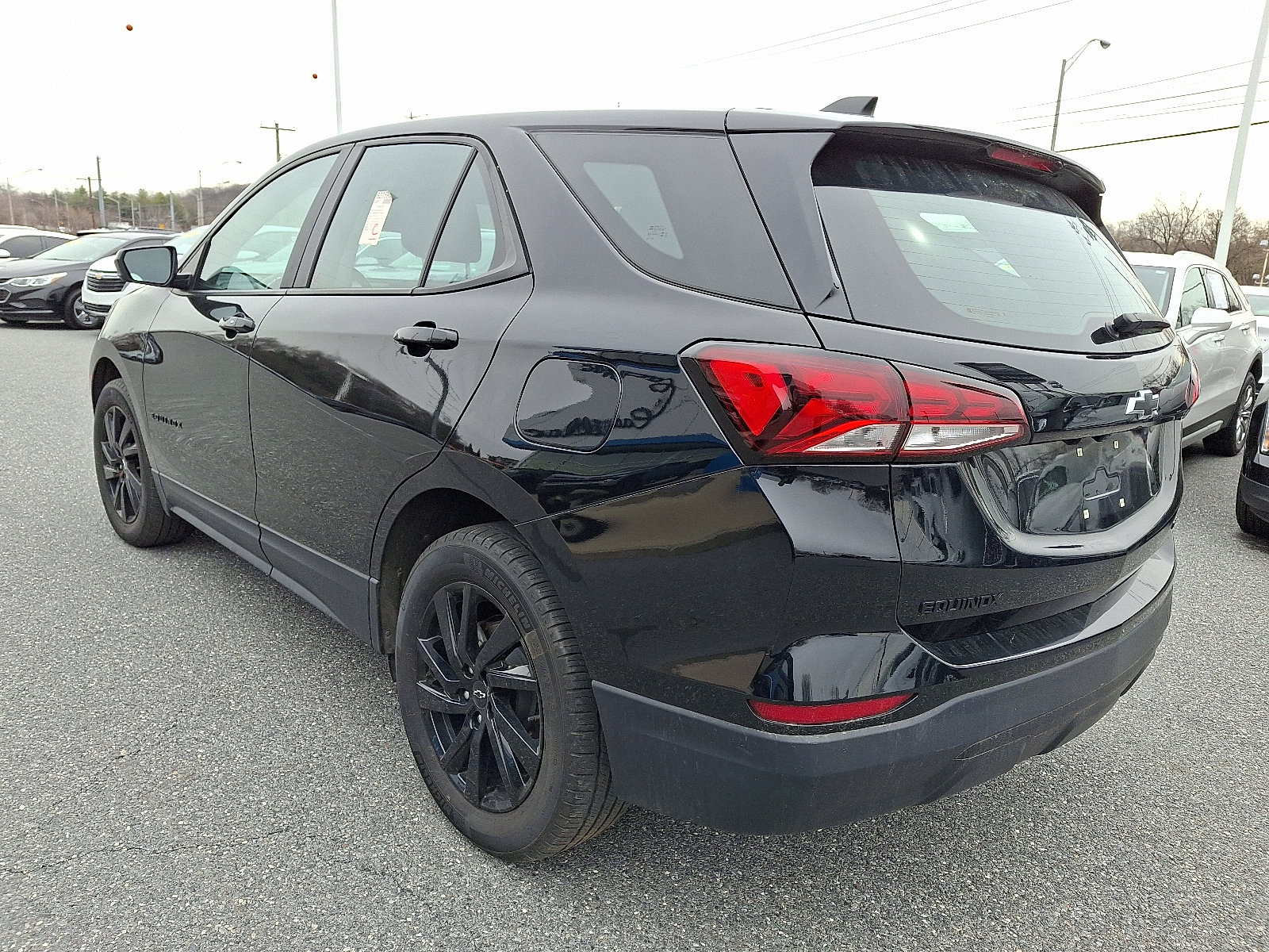 Certified 2024 Chevrolet Equinox LS w/ Midnight Edition image 5