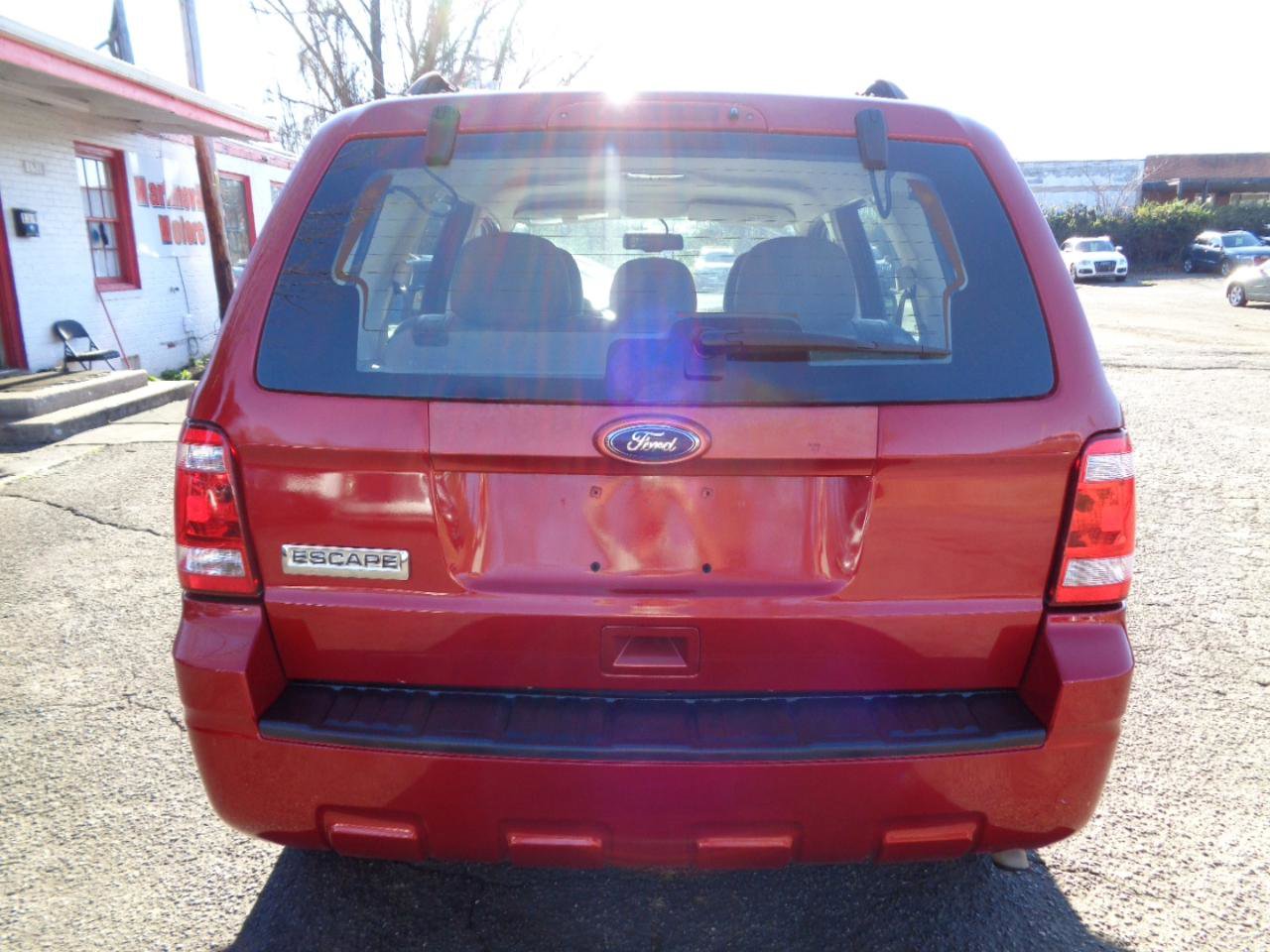 Used 2010 Ford Escape XLS FWD image 6