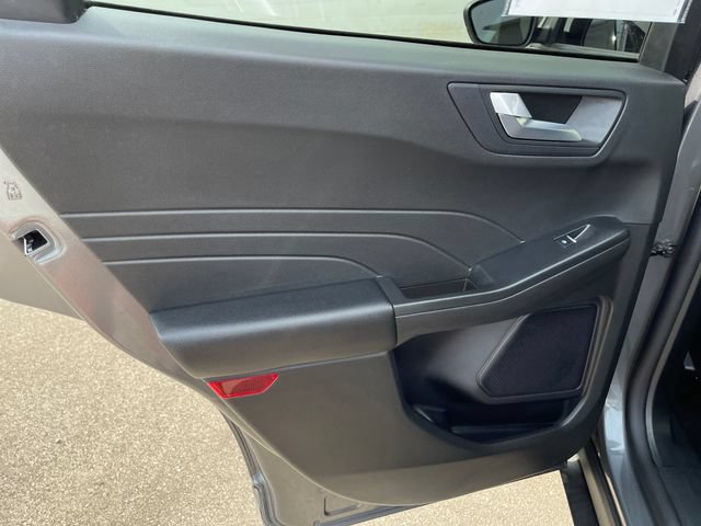 Used 2024 Ford Escape ST-Line w/ Tech Pack #1 AWD/4WD image 29