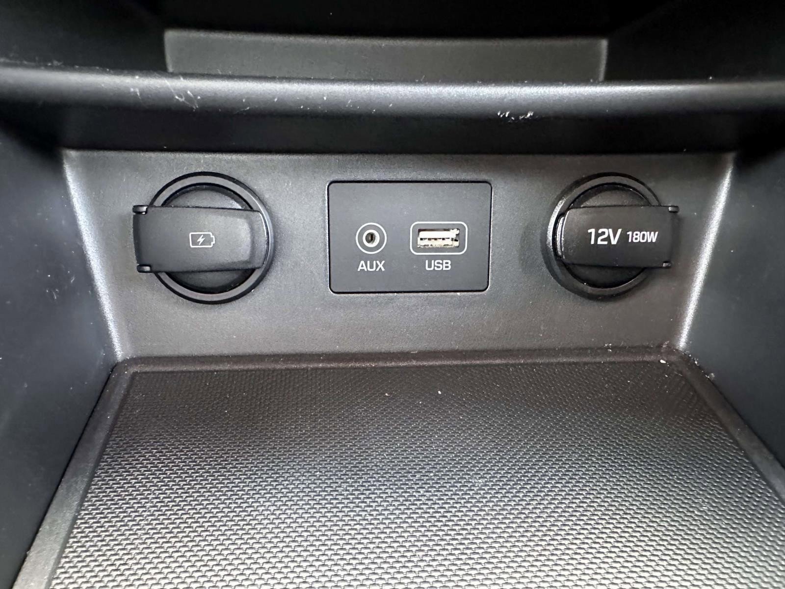 Used 2019 Hyundai Kona SEL AWD/4WD image 24
