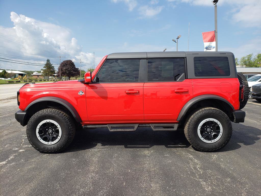 Used 2023 Ford Bronco Outer Banks w/ Sasquatch Package AWD/4WD image 7