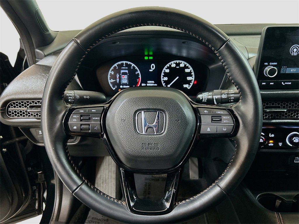 Used 2025 Honda HR-V Sport image 9
