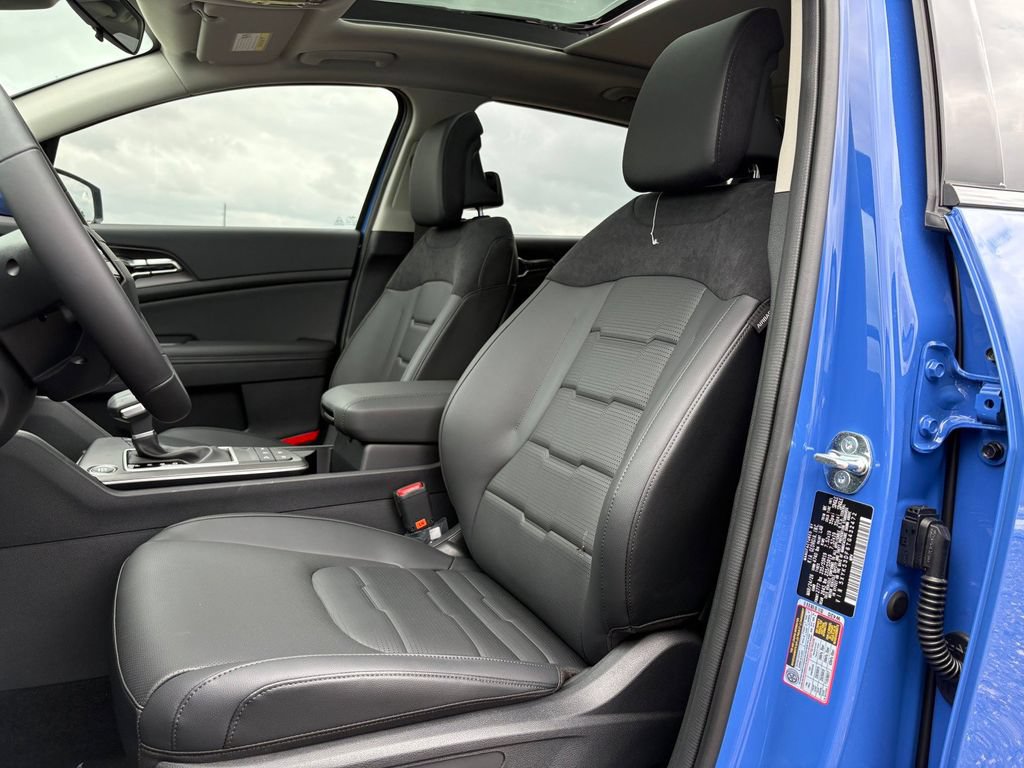 New 2026 Kia Sportage SX FWD image 11