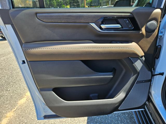 New 2026 GMC Yukon XL Denali Ultimate AWD/4WD image 22
