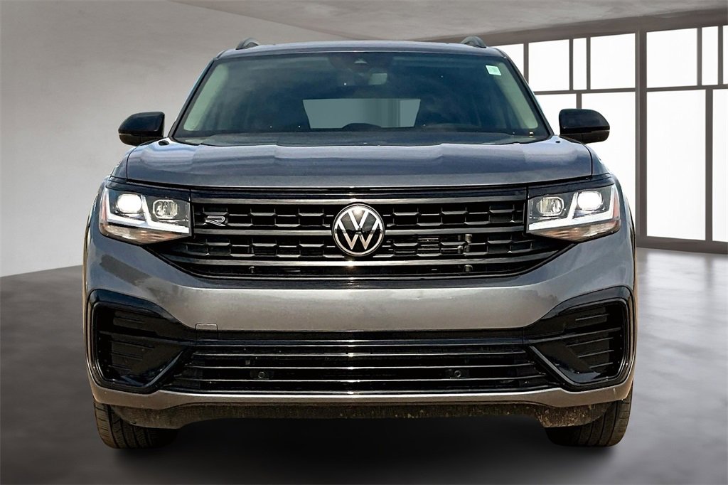 Used 2023 Volkswagen Atlas SEL R-Line image 3