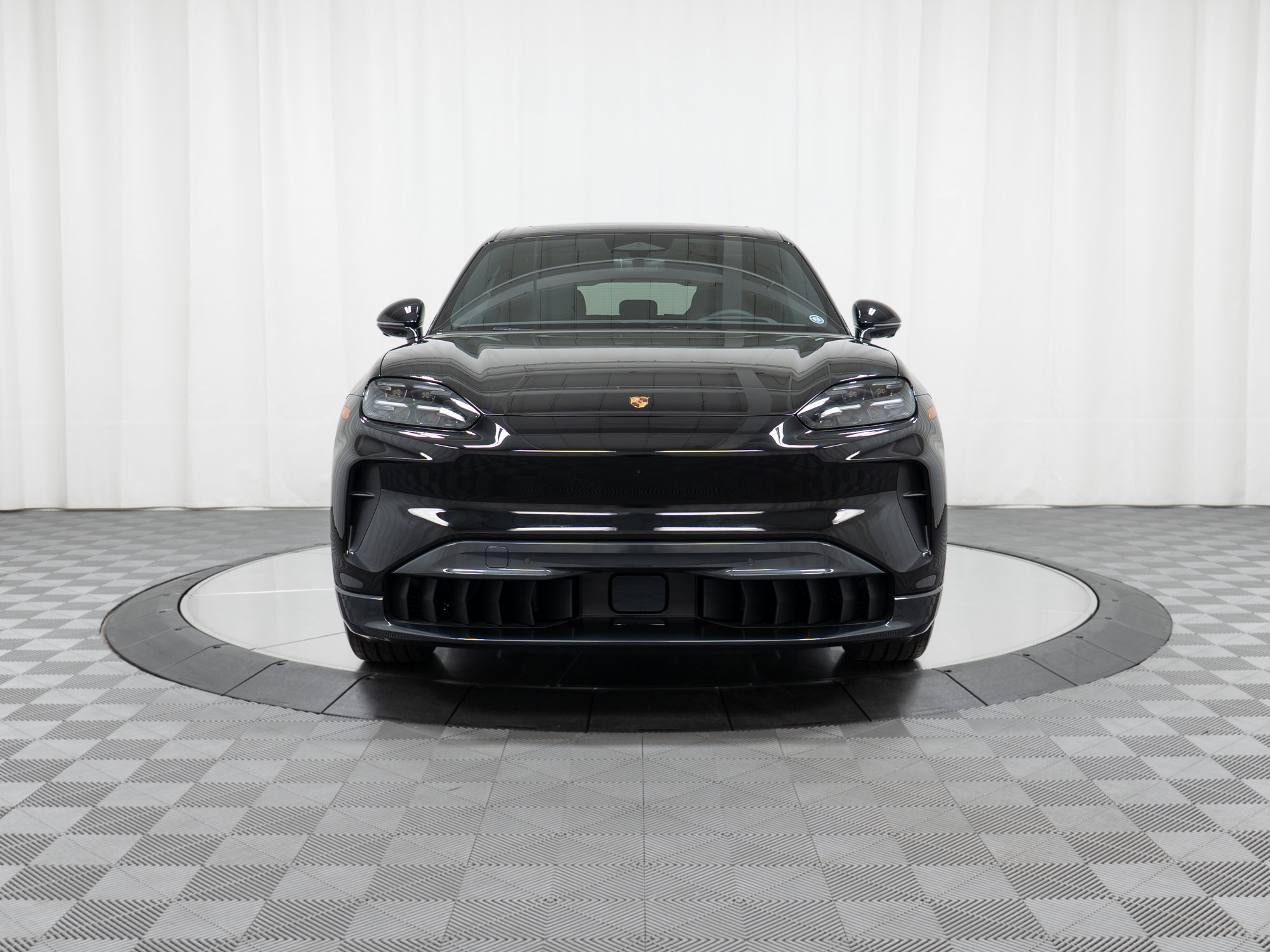 New 2026 Porsche Cayenne Electric AWD/4WD image 10