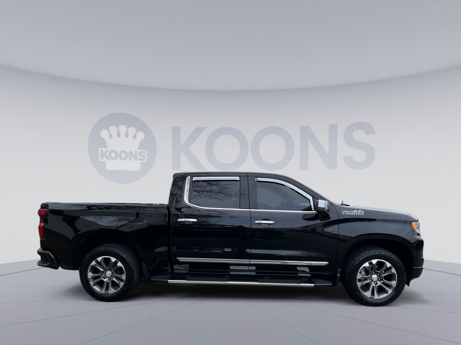 Used 2024 Chevrolet Silverado 1500 High Country image 7