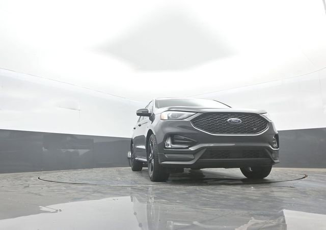 Certified 2021 Ford Edge ST image 32