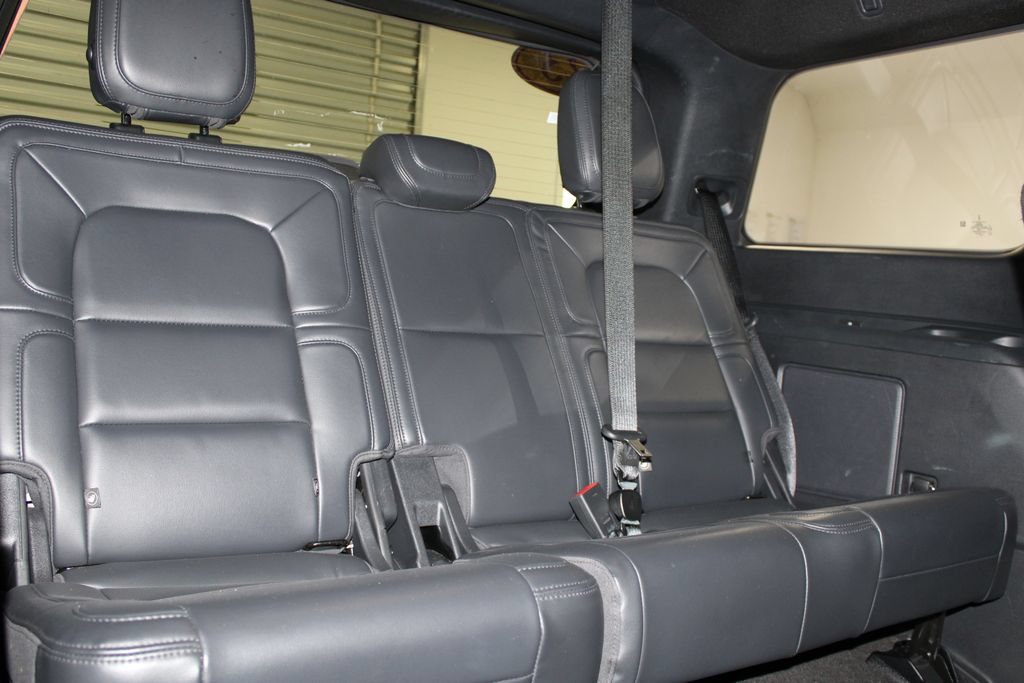 Used 2023 Lincoln Navigator Reserve AWD/4WD image 34