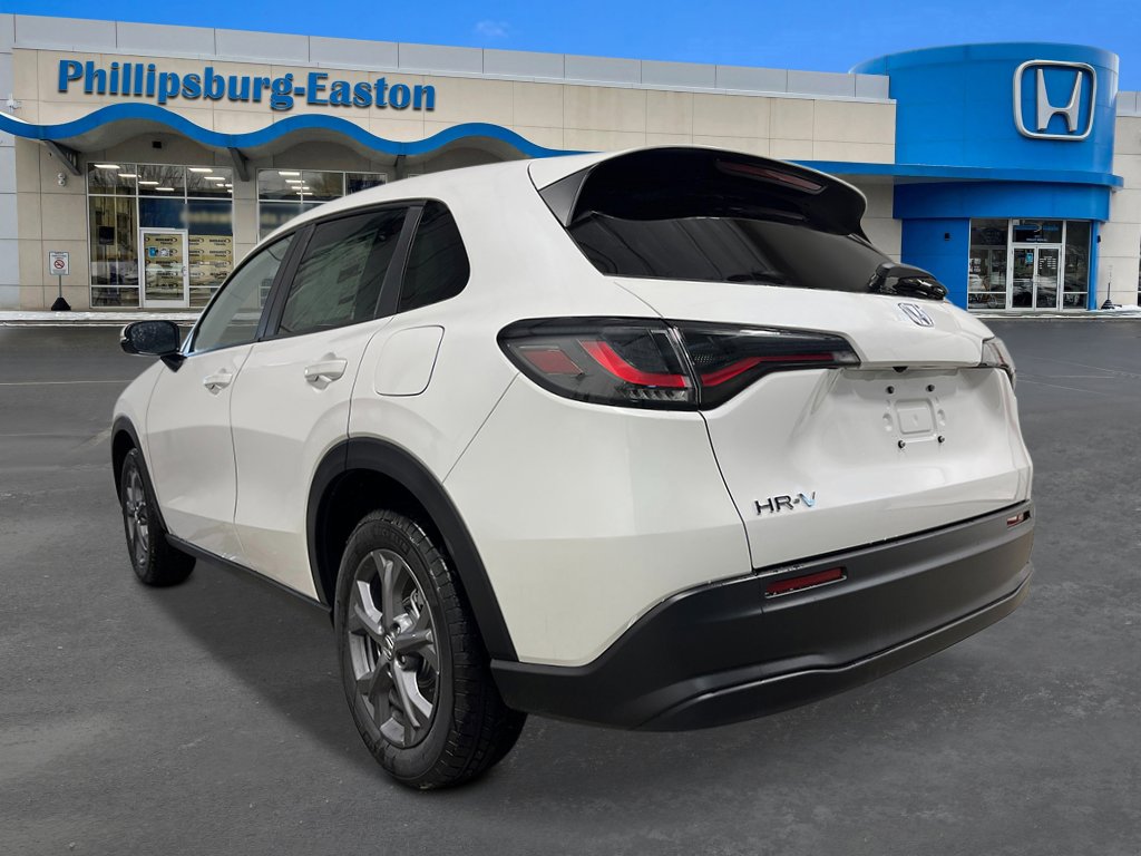 New 2027 Honda HR-V LX image 3