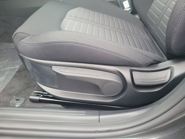 New 2026 Kia K5 LXS FWD image 13
