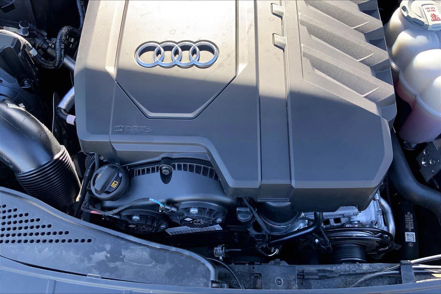 Used 2023 Audi A4 2.0T Premium w/ Convenience Package AWD/4WD image 33