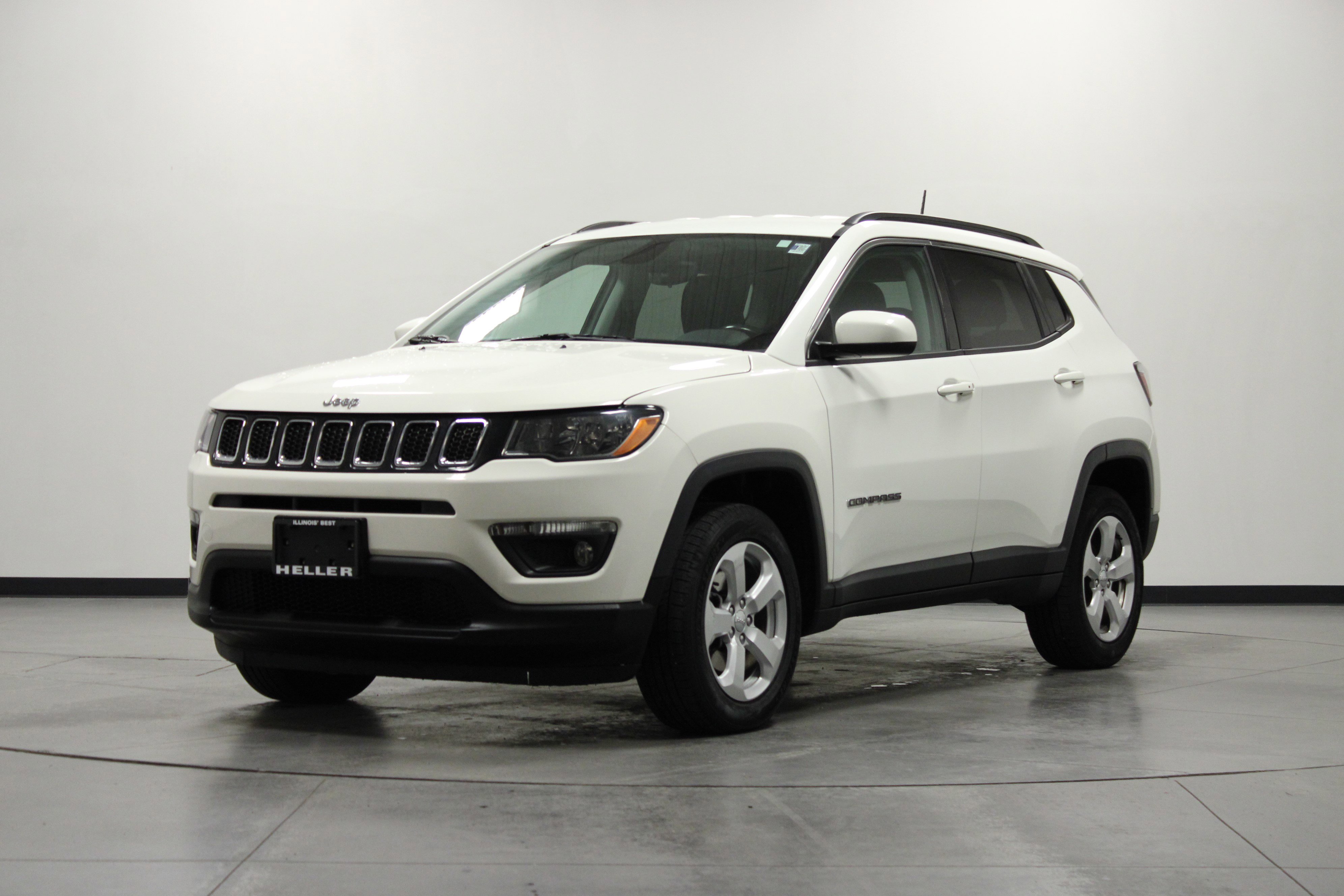 Used 2018 Jeep Compass Latitude AWD/4WD image 8