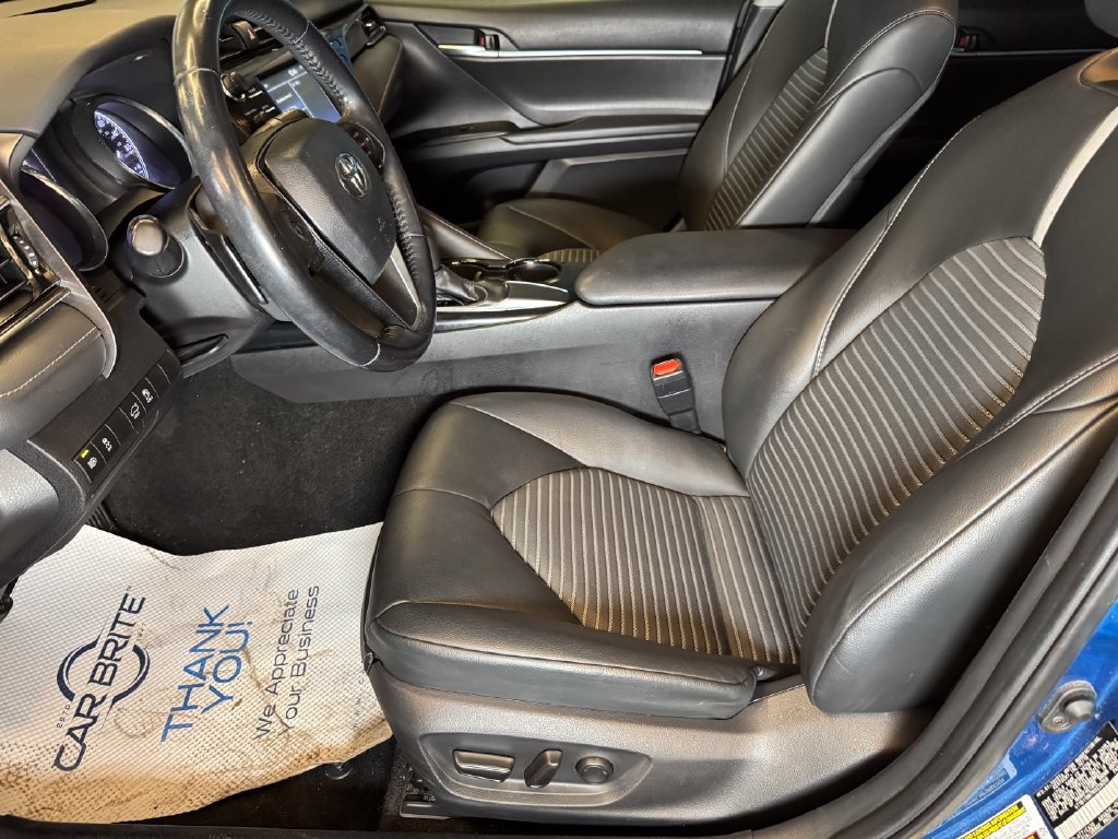 Used 2019 Toyota Camry SE FWD image 20