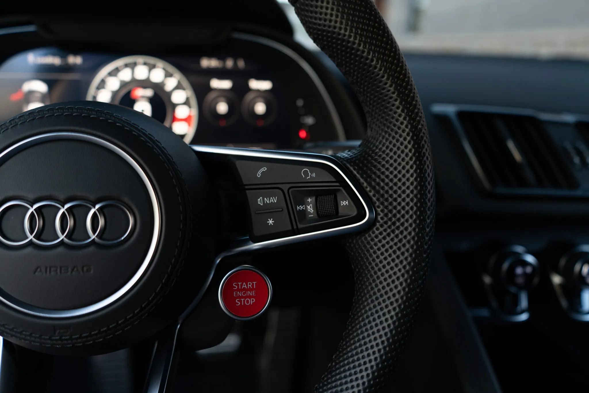 Used 2020 Audi R8 V10 AWD/4WD image 24