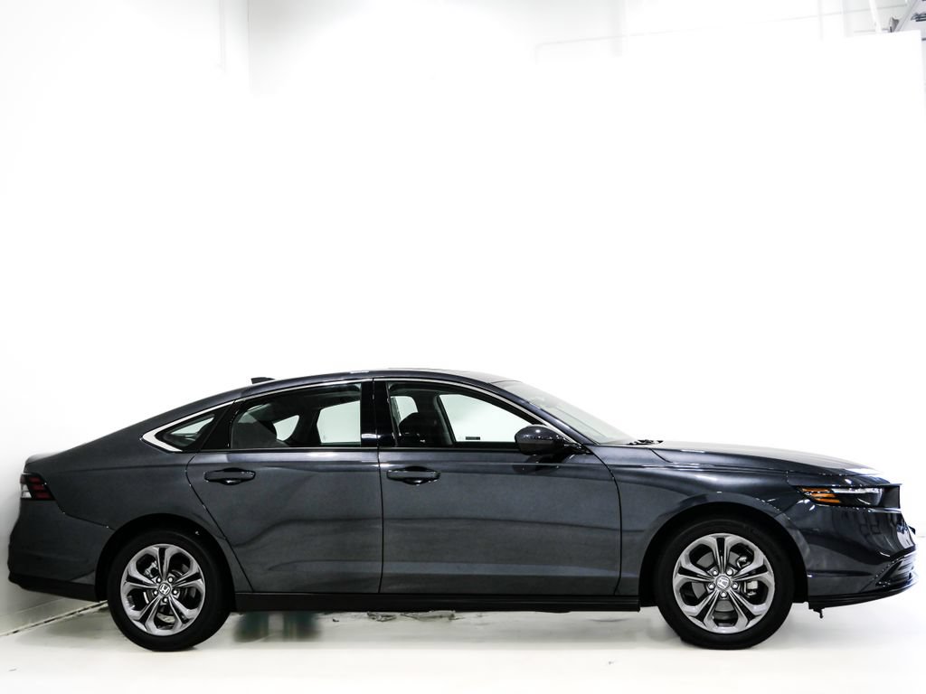 Used 2024 Honda Accord EX image 5