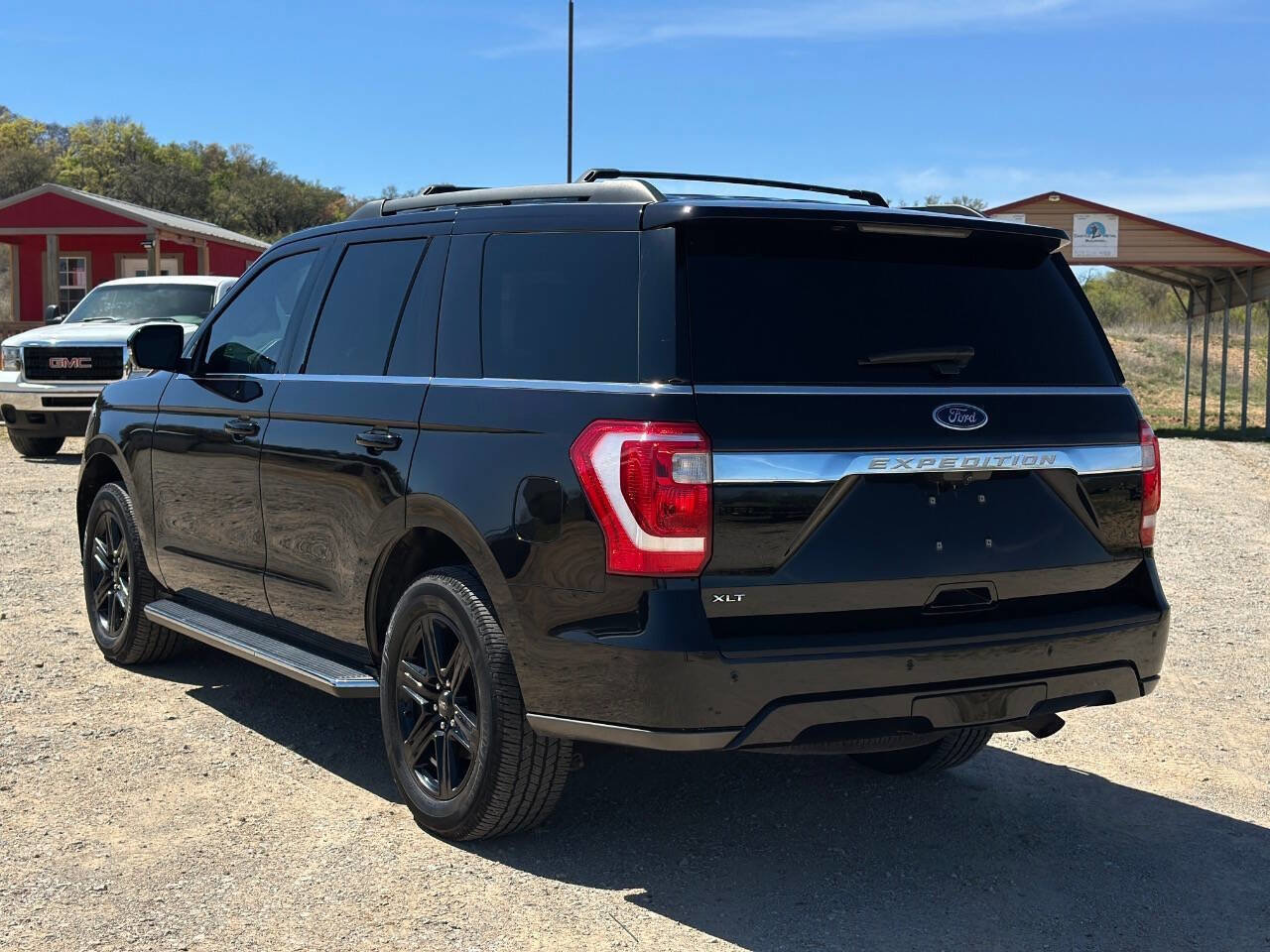 Used 2021 Ford Expedition XLT image 4