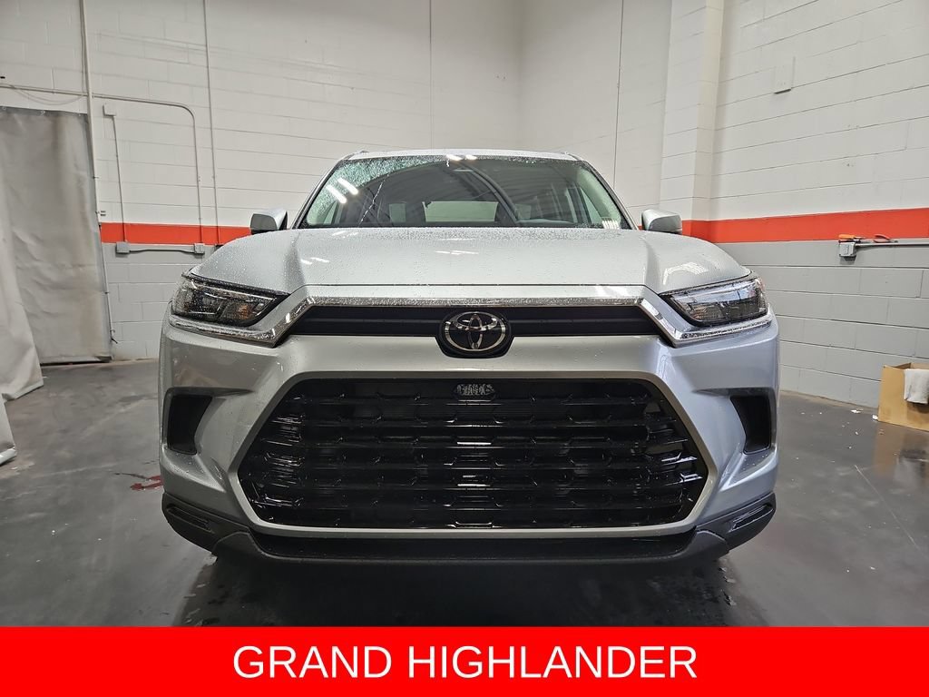 New 2026 Toyota Grand Highlander AWD image 2
