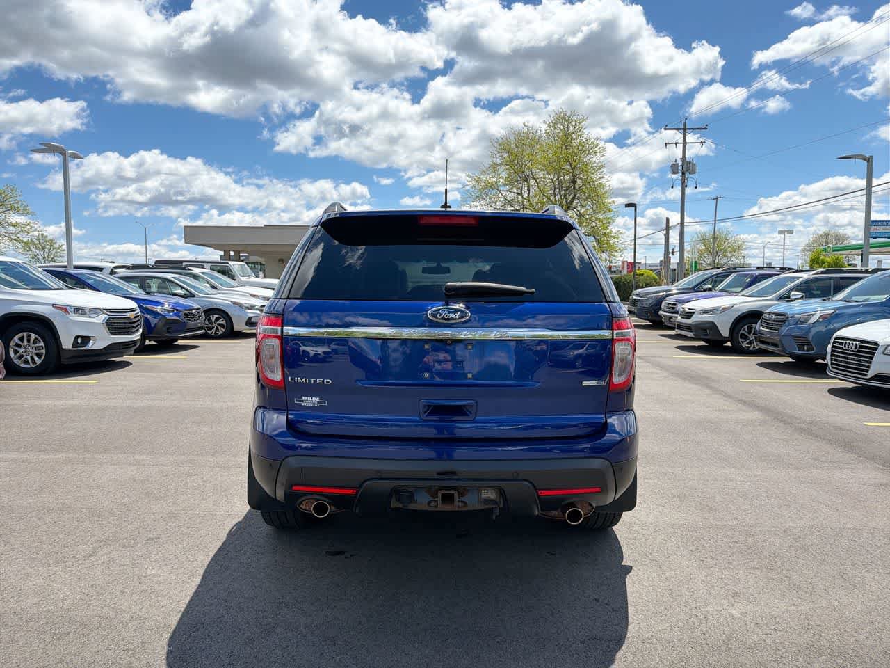Used 2015 Ford Explorer Limited w/ Equipment Group 301A AWD/4WD image 12