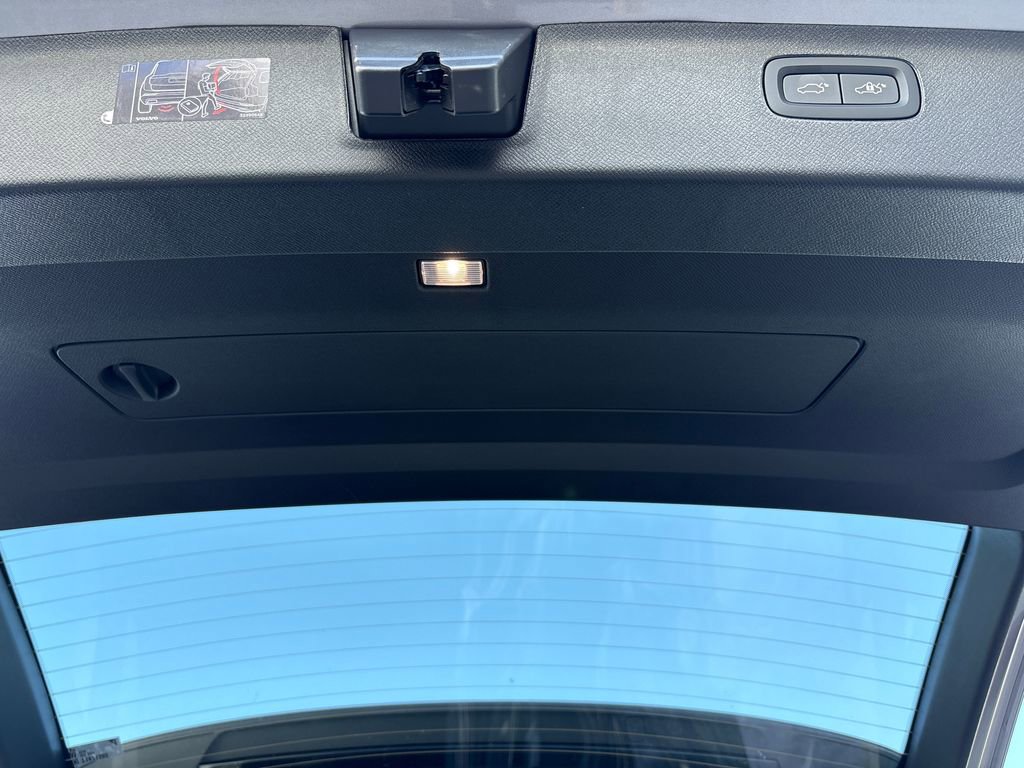 New 2026 Volvo XC90 B5 Plus image 22