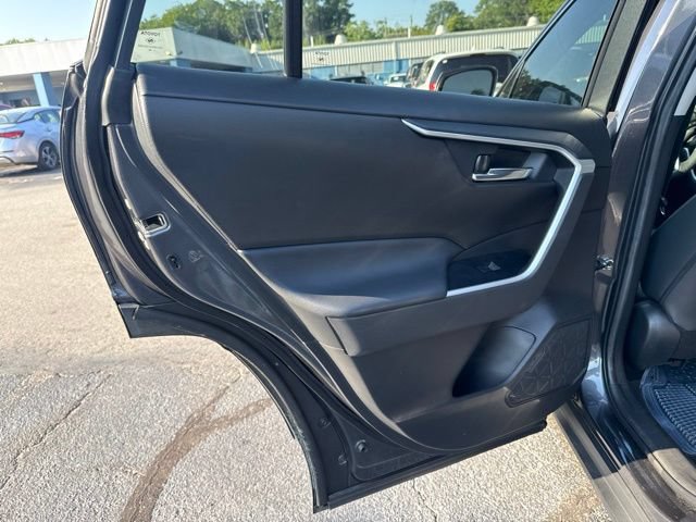 Used 2022 Toyota RAV4 XLE Premium FWD image 14