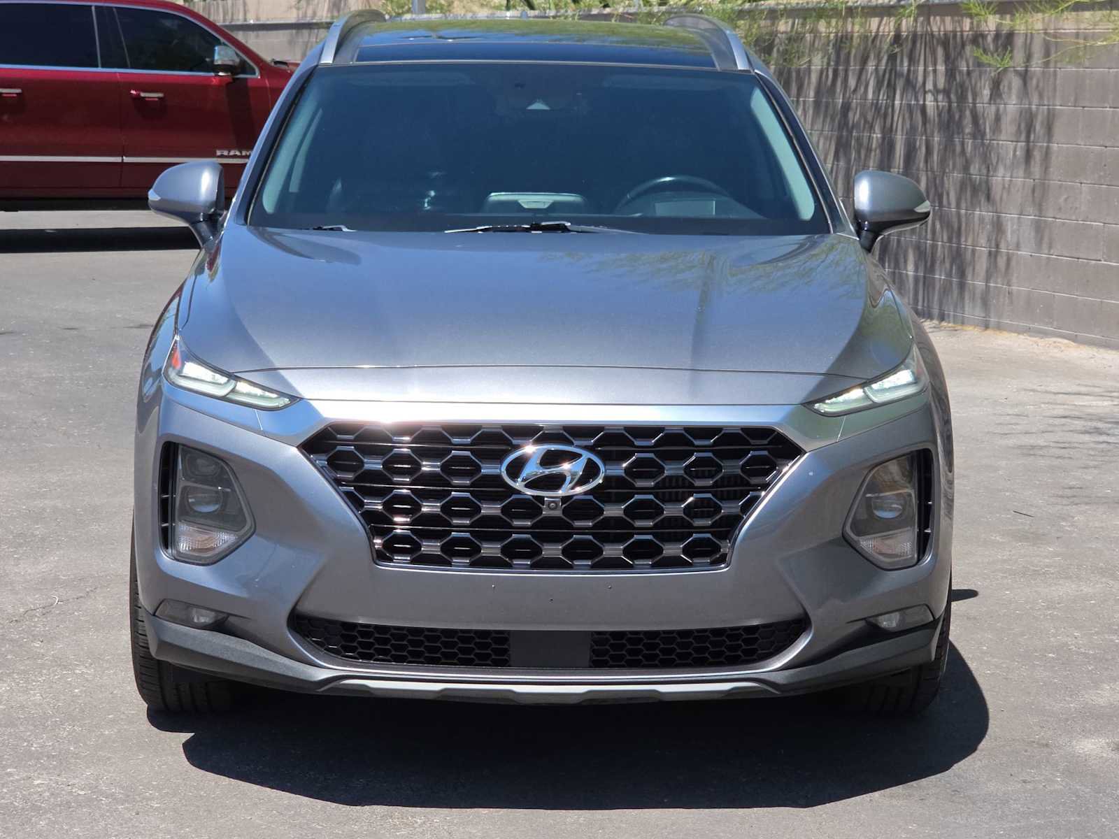 Used 2019 Hyundai Santa Fe AWD image 4