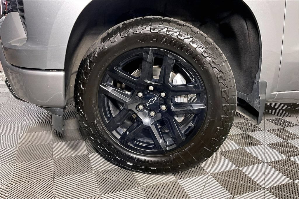 Used 2023 Chevrolet Silverado 1500 RST AWD/4WD image 10