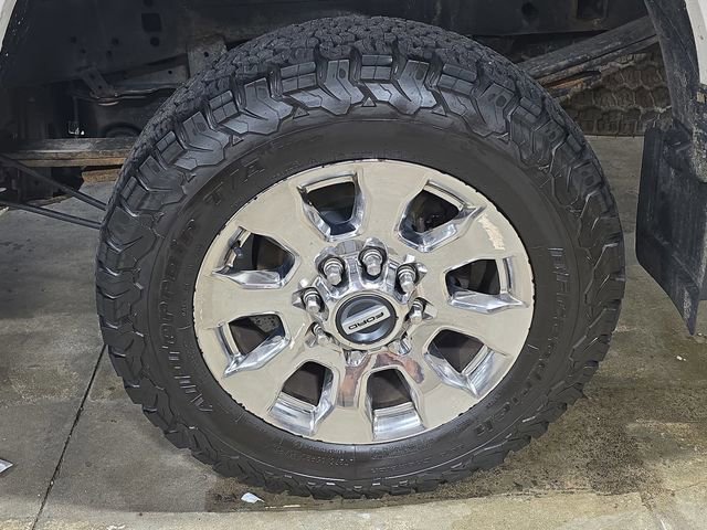 Used 2018 Ford F250 Lariat w/ Lariat Ultimate Package image 36