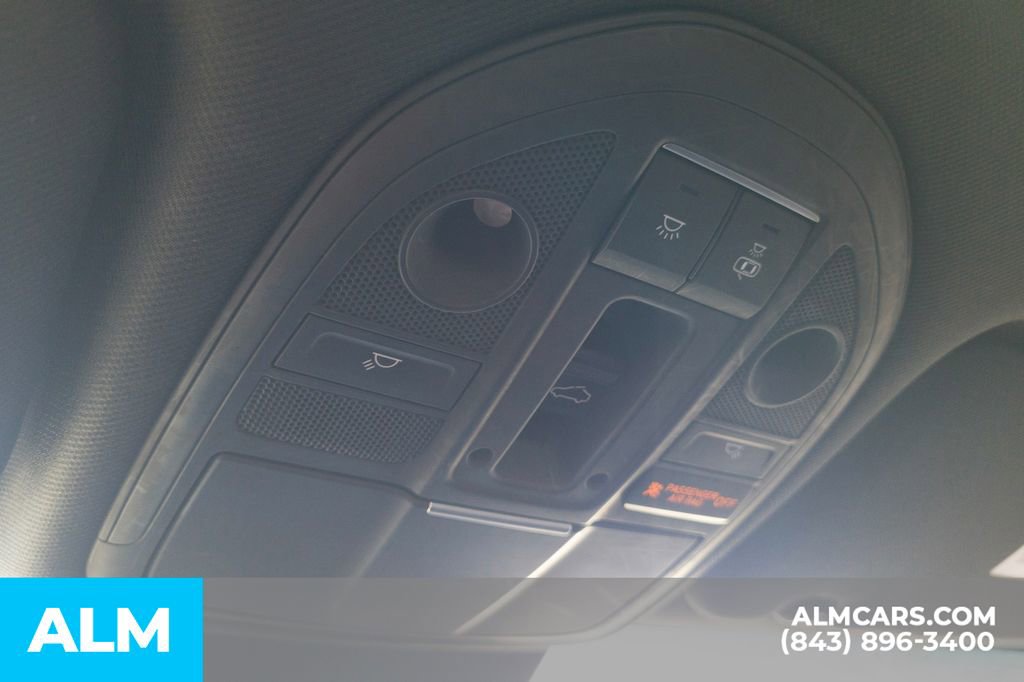 Used 2023 Genesis G70 2.0T w/ Sport Prestige Package image 40