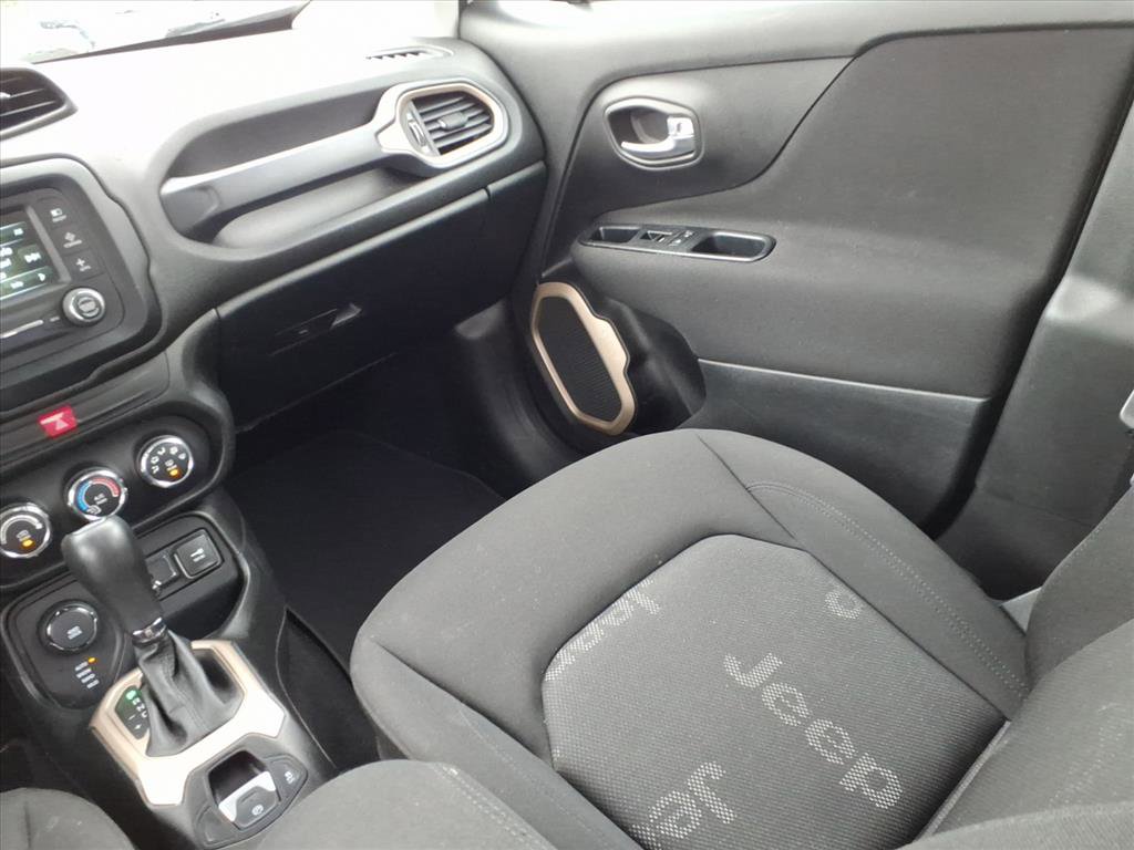 Used 2016 Jeep Renegade Sport w/ Power & Air Group image 17