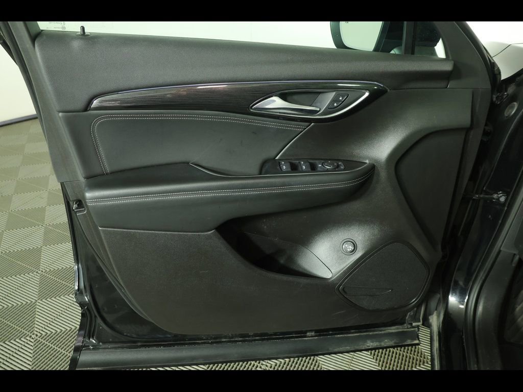 Used 2022 Buick Envision Preferred AWD/4WD image 21