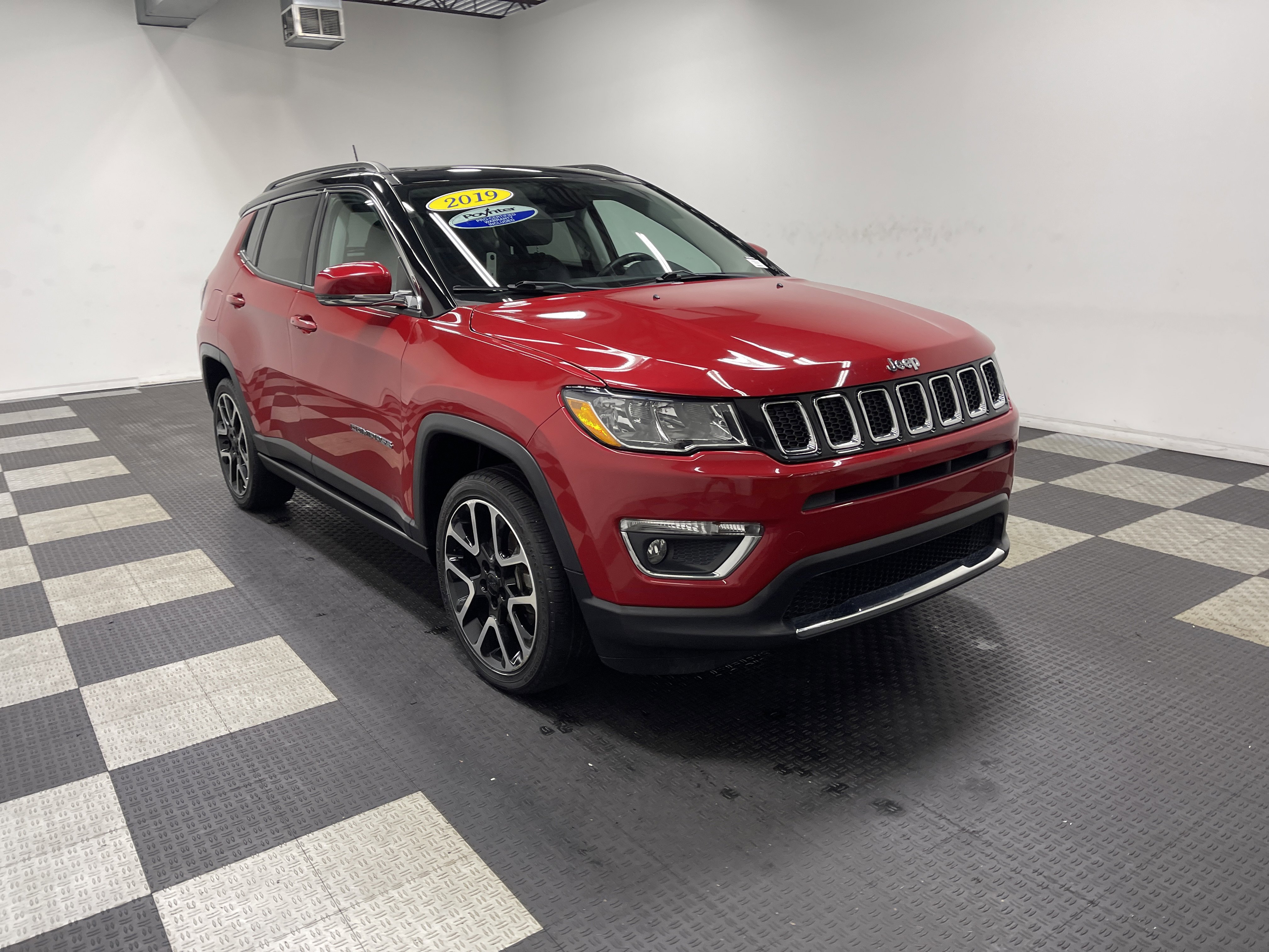Used 2019 Jeep Compass Limited AWD/4WD image 6