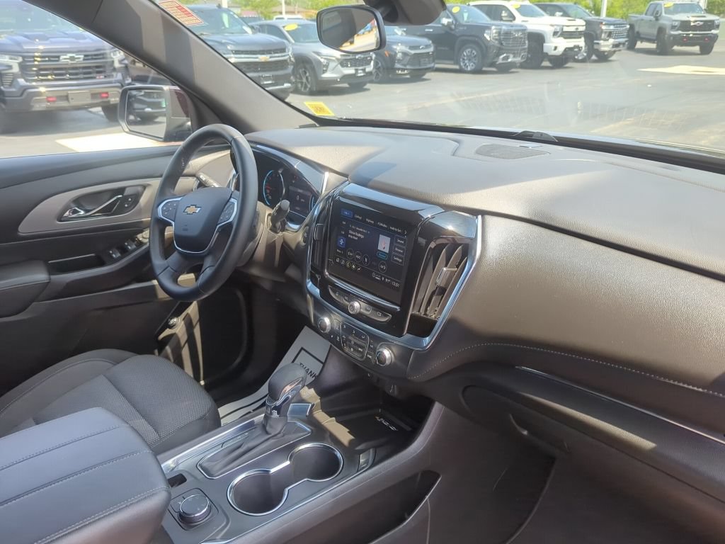 Certified 2023 Chevrolet Traverse LT AWD/4WD image 15