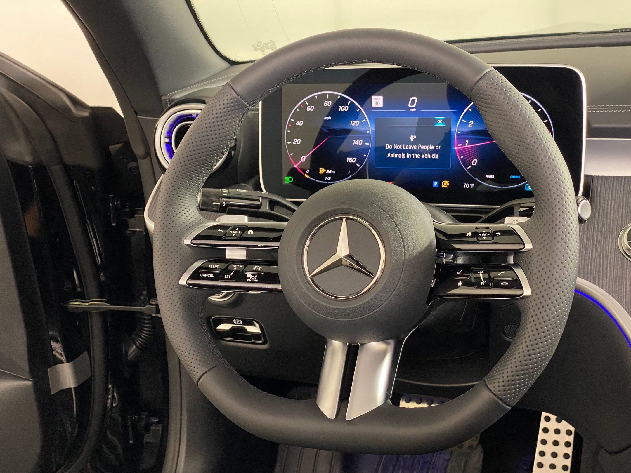 New 2026 Mercedes-Benz CLE 300 4MATIC Cabriolet image 14