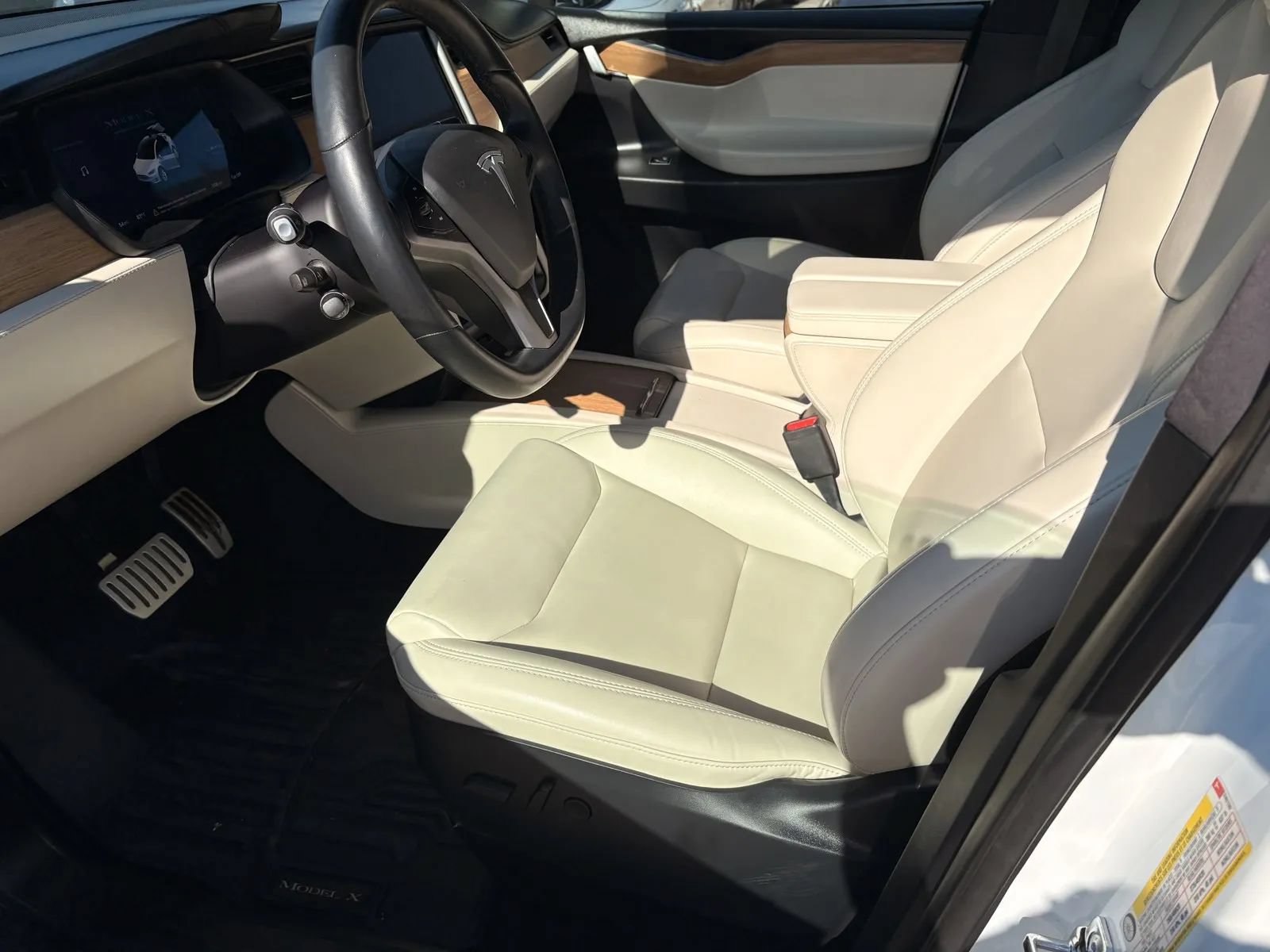 Used 2020 Tesla Model X Performance AWD/4WD image 10