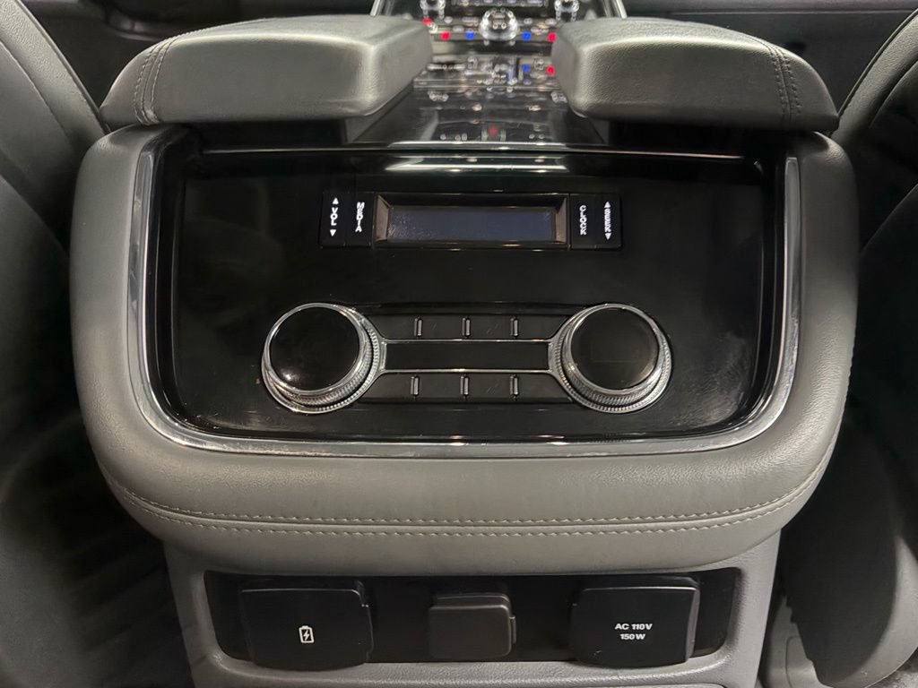 Used 2019 Lincoln Navigator Reserve AWD/4WD image 45