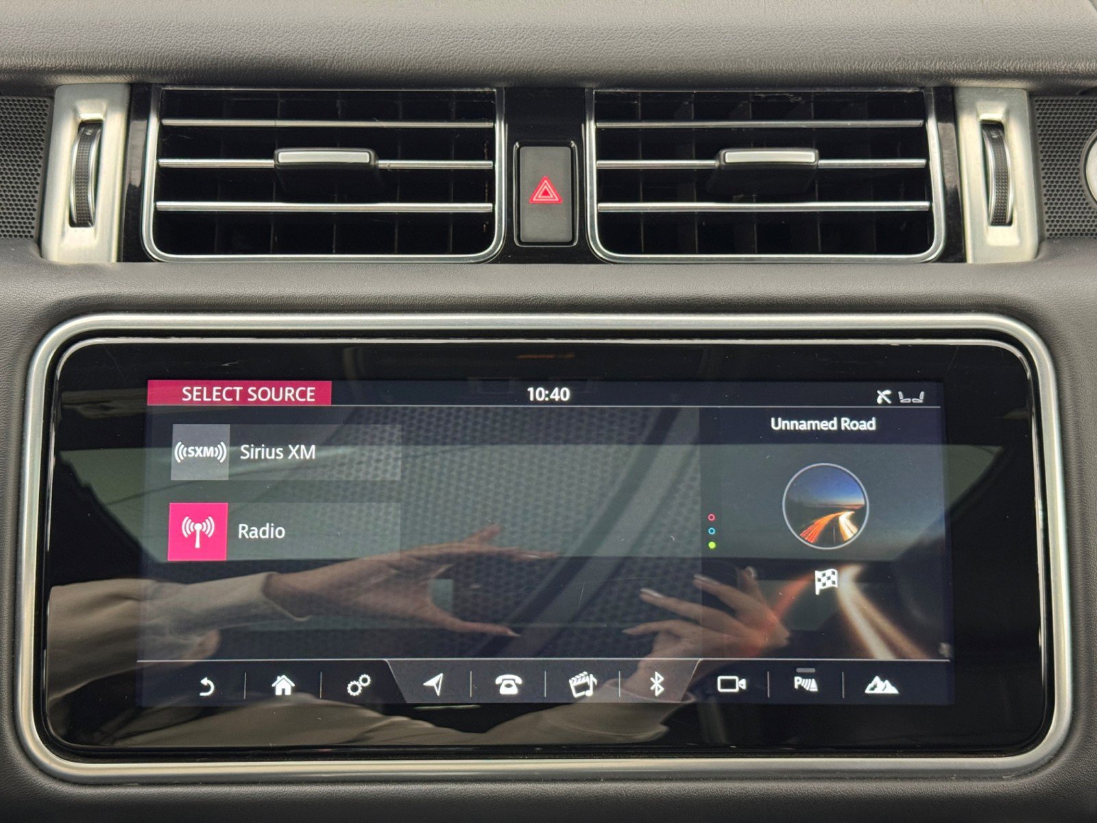 Used 2020 Land Rover Range Rover HSE image 29