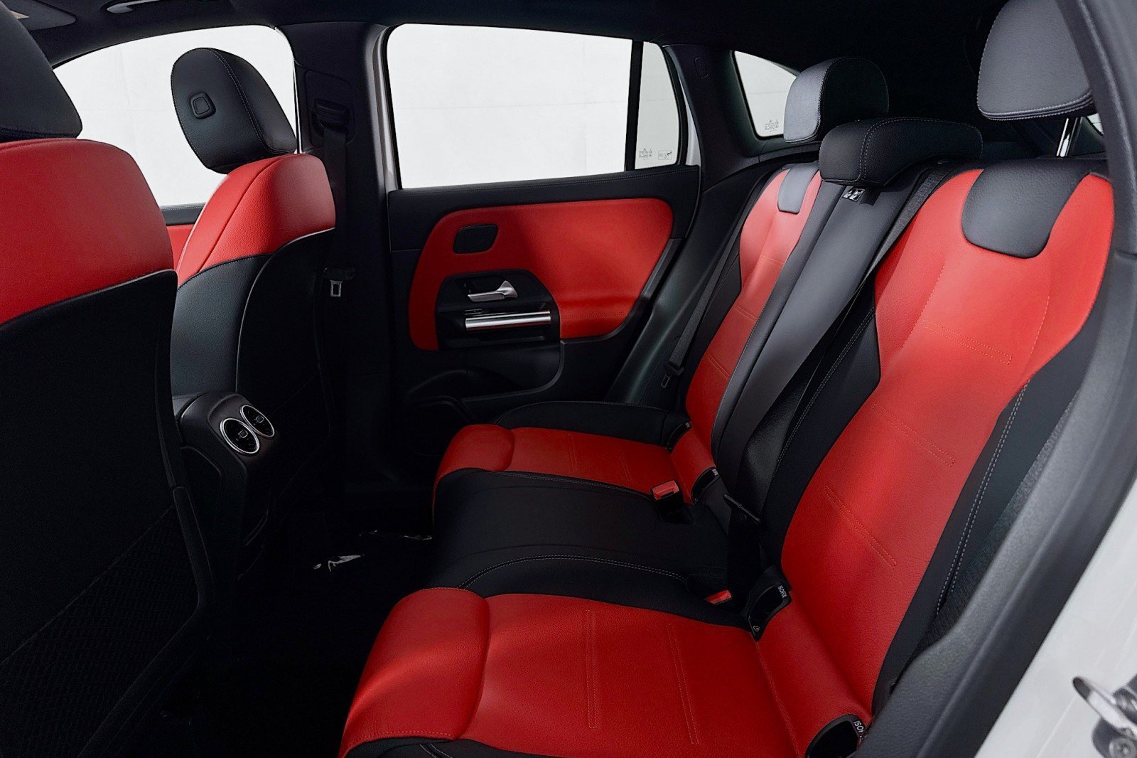 New 2026 Mercedes-Benz GLA 250 image 7