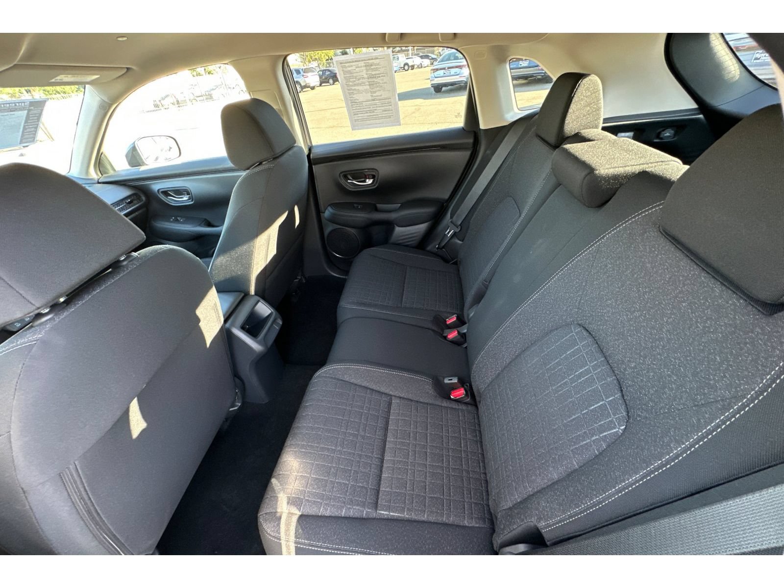 Used 2027 Honda HR-V LX image 14