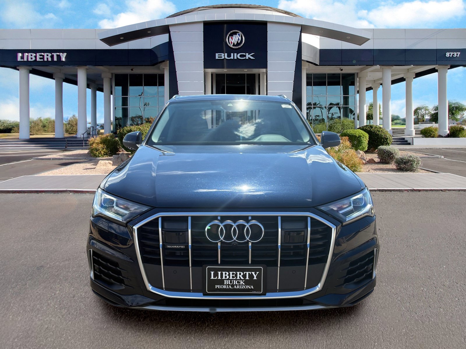 Used 2023 Audi Q7 2.0T Premium w/ Convenience Package AWD/4WD image 8