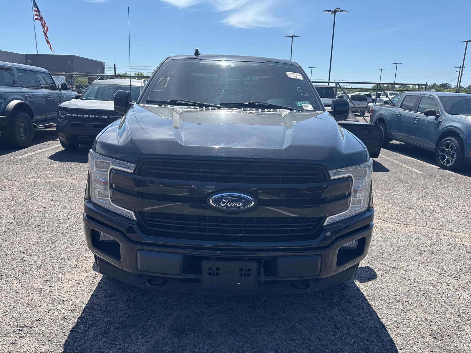 Used 2019 Ford F150 Lariat w/ Equipment Group 502A Luxury AWD/4WD image 2