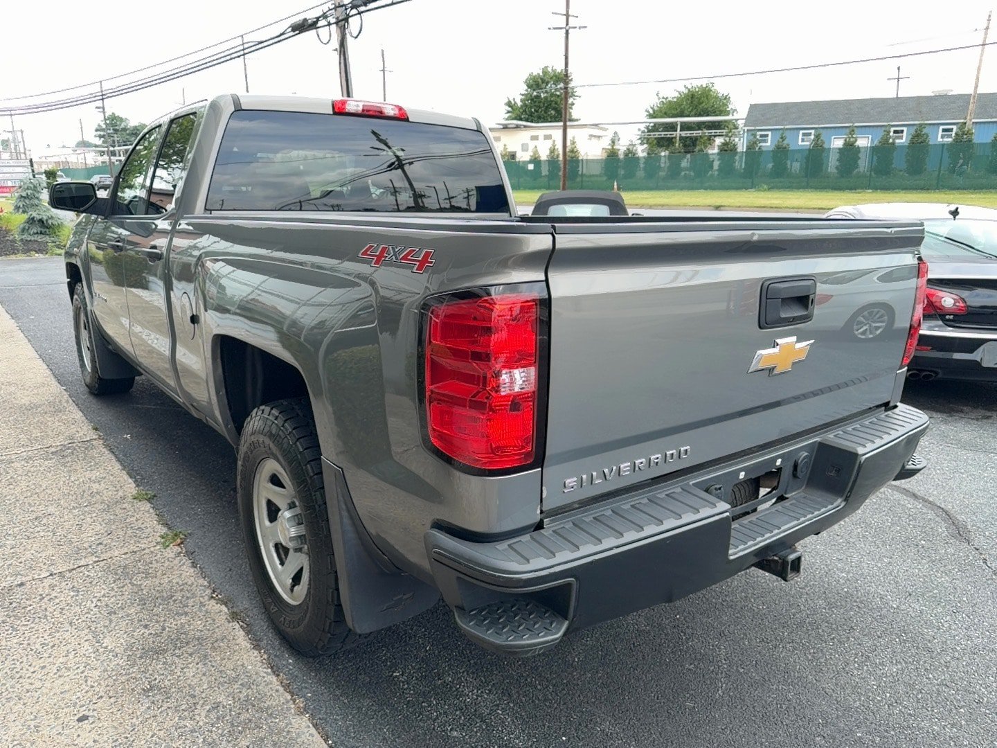 Used 2017 Chevrolet Silverado 1500 W/T w/ WT Convenience Package AWD/4WD image 4