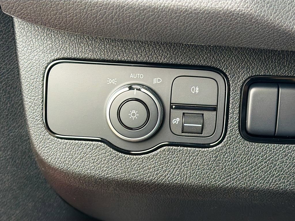 New 2026 Mercedes-Benz Sprinter 2500 image 11