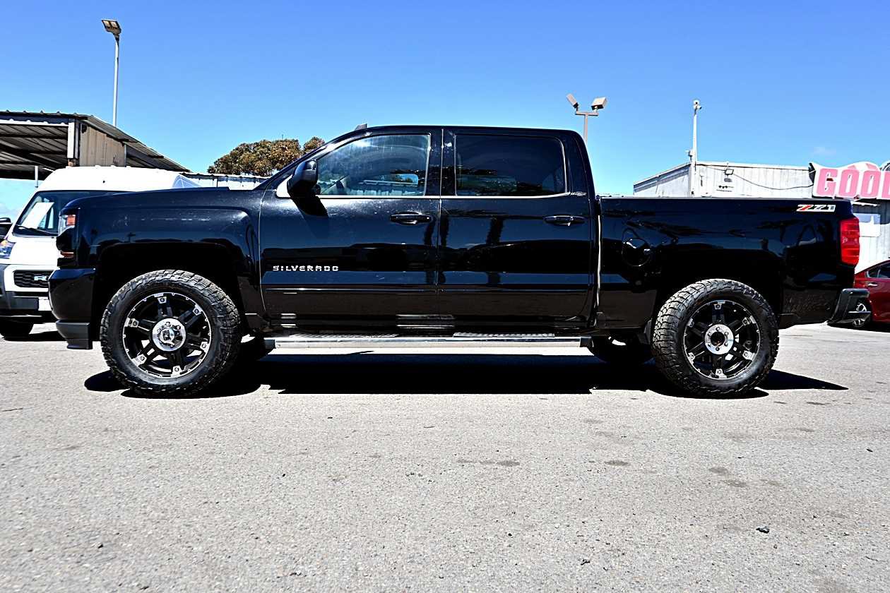 Used 2016 Chevrolet Silverado 1500 LT w/ All Star Edition AWD/4WD image 4