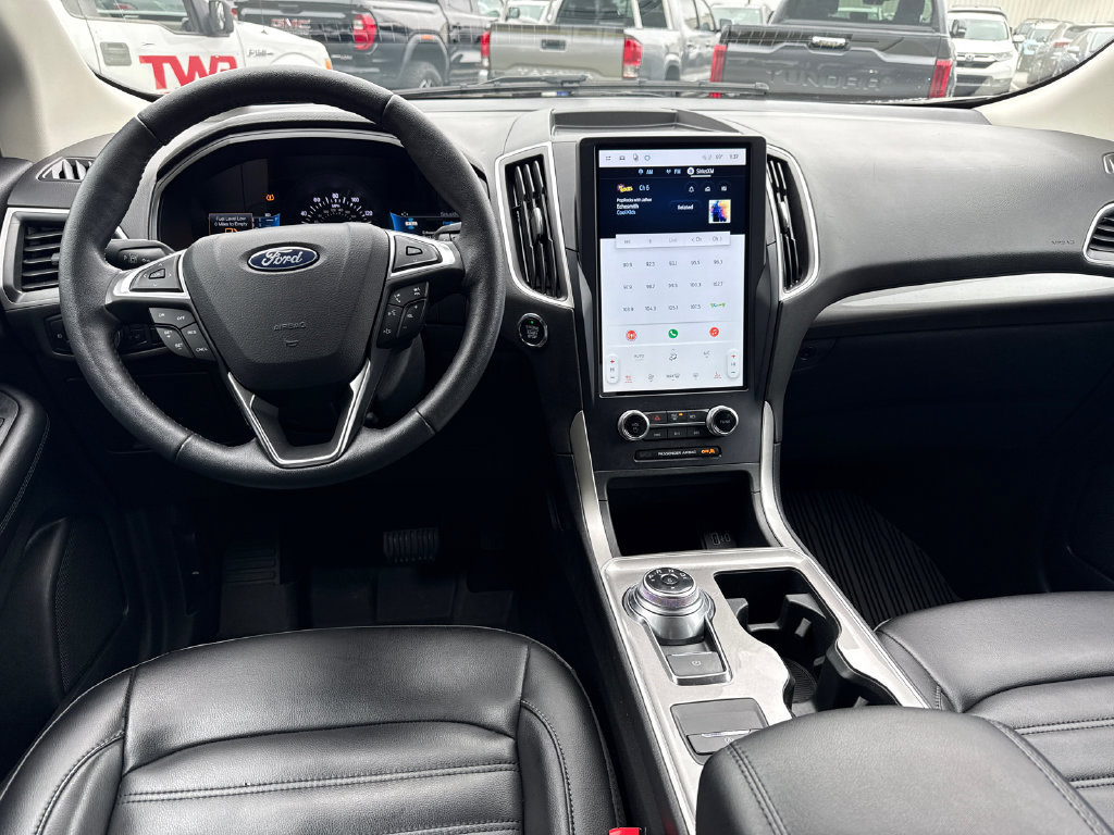 Used 2024 Ford Edge SEL w/ Convenience Package AWD/4WD image 22