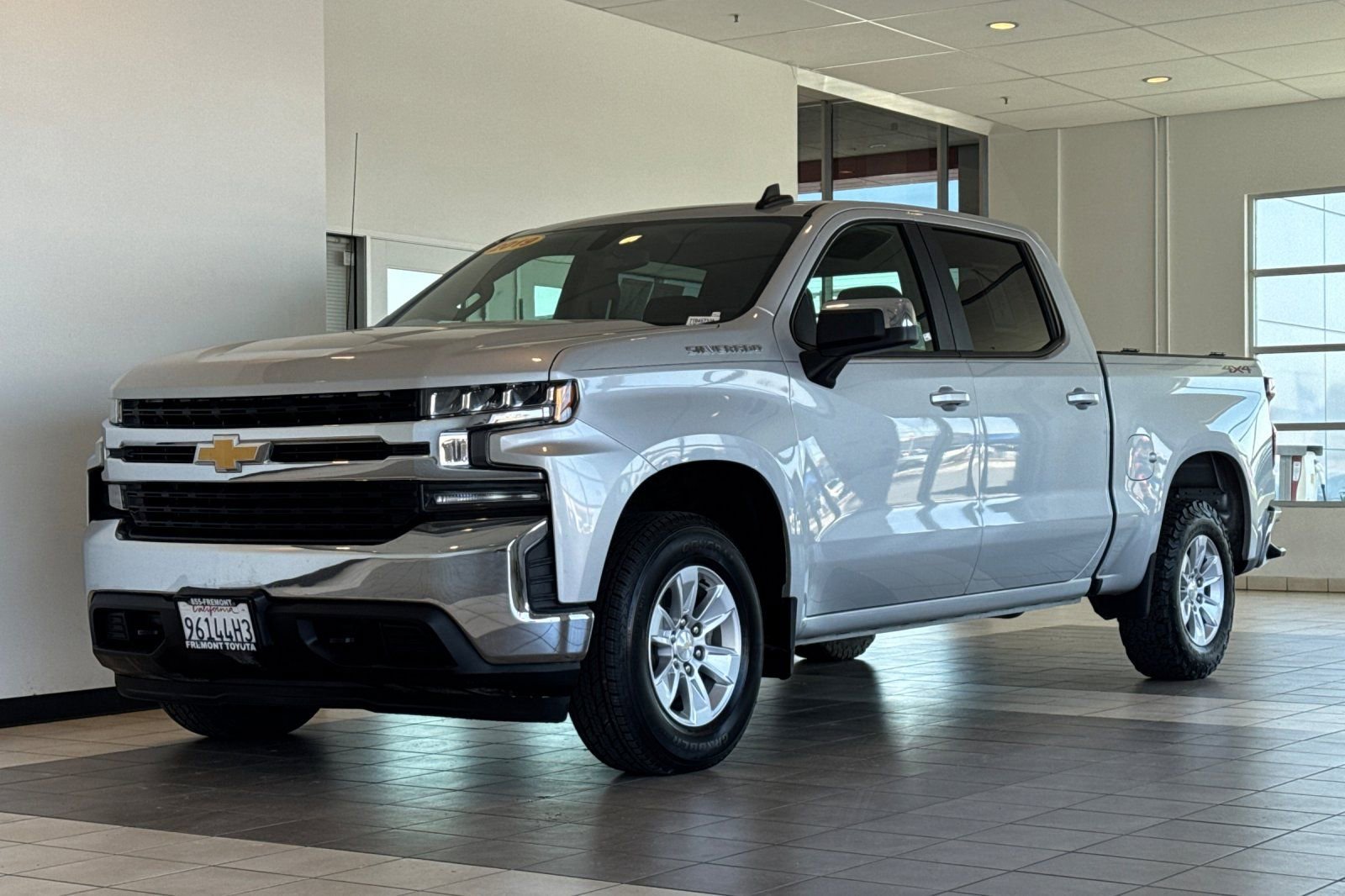 Used 2019 Chevrolet Silverado 1500 LT w/ All-Star Edition AWD/4WD image 8