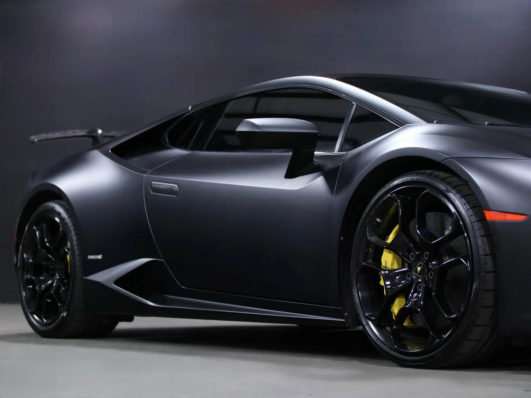 Used 2015 Lamborghini Huracan LP 610-4 image 4